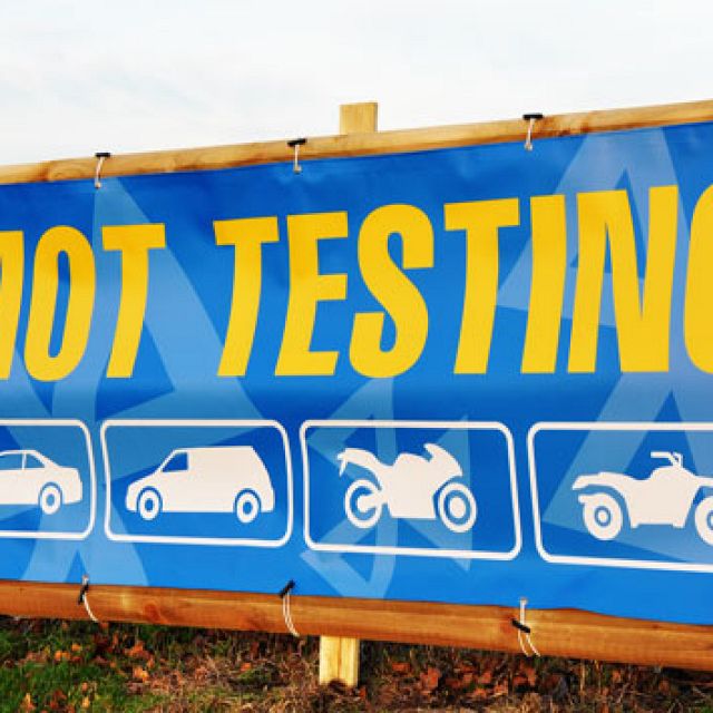 OUTDOOR PVC MOT TEST HERE BANNER SHOP SIGN ADVERT FREE ART WORK READY TO DISPLAY 